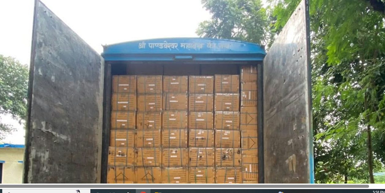 शिवपुरबाट ५२ लाखभन्दा बढी मूल्यको रेडिमेड सर्ट बरामद